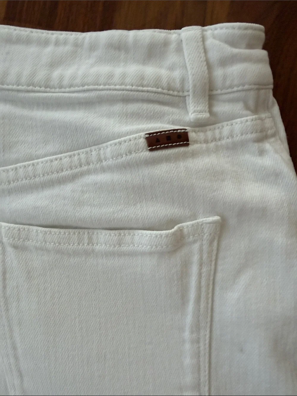 AYR “The Sure Sure” White Frayed Hem Women's Denim Shorts 25